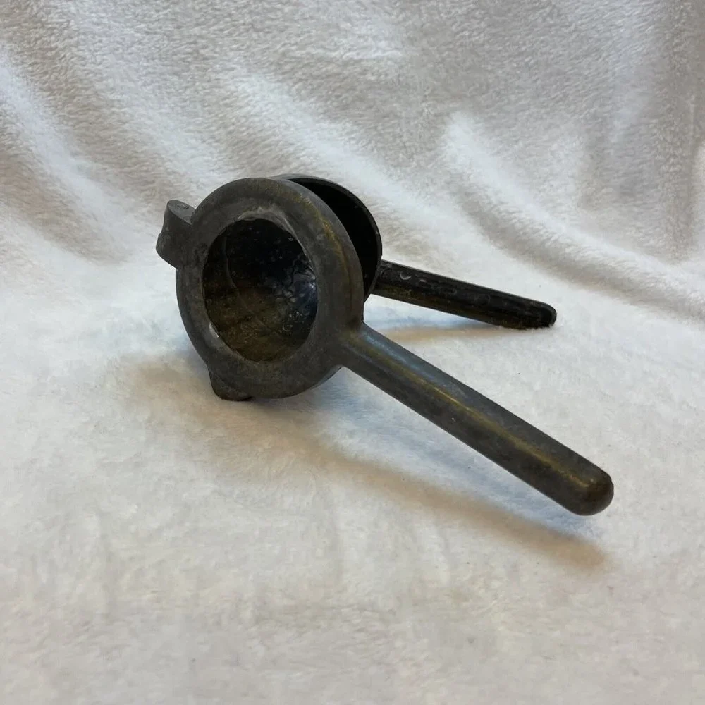 Vintage Cast Aluminum Juicer, marked Made in Italy‎